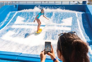 Flowrider på Harmony of the Seas