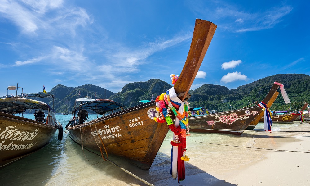 phuket boat thailand